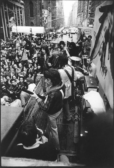 1975
